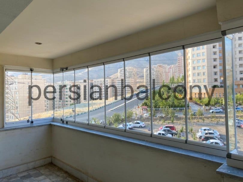 نمونه کار شیشه بالکن